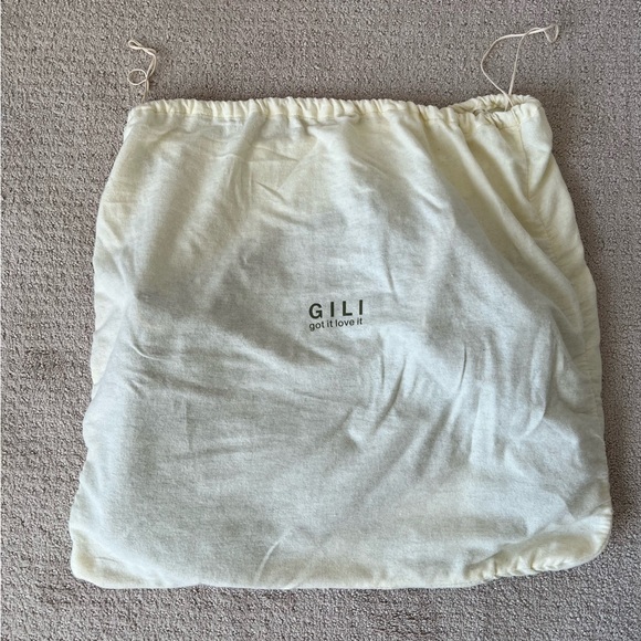 G.I.L.I. Black Pebbled Grain Leather Roma Handbag Purse Bag Fringe Gold Hardware - Picture 10 of 10